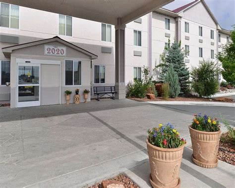 riverton wyoming hotels.
